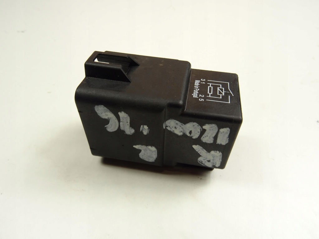 BMW R1200R R 1200 R RELAY 9207913/01 K53 15-18 '16 Product image