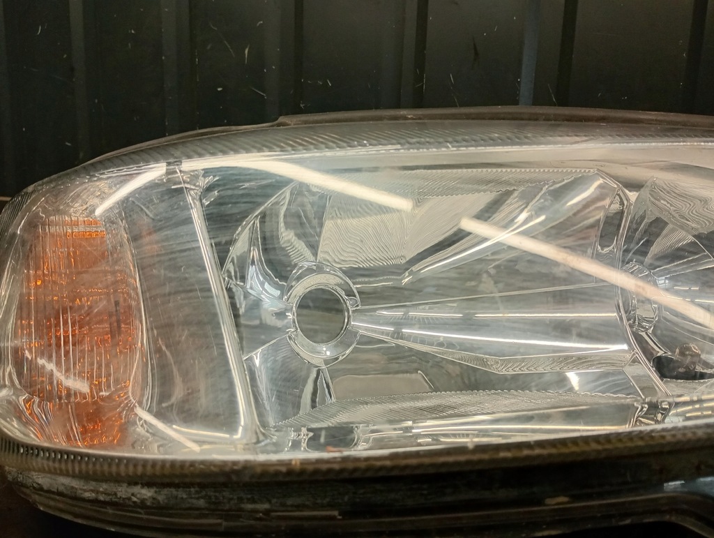 Δεξιά προβολέας Opel Astra II Hella Product image