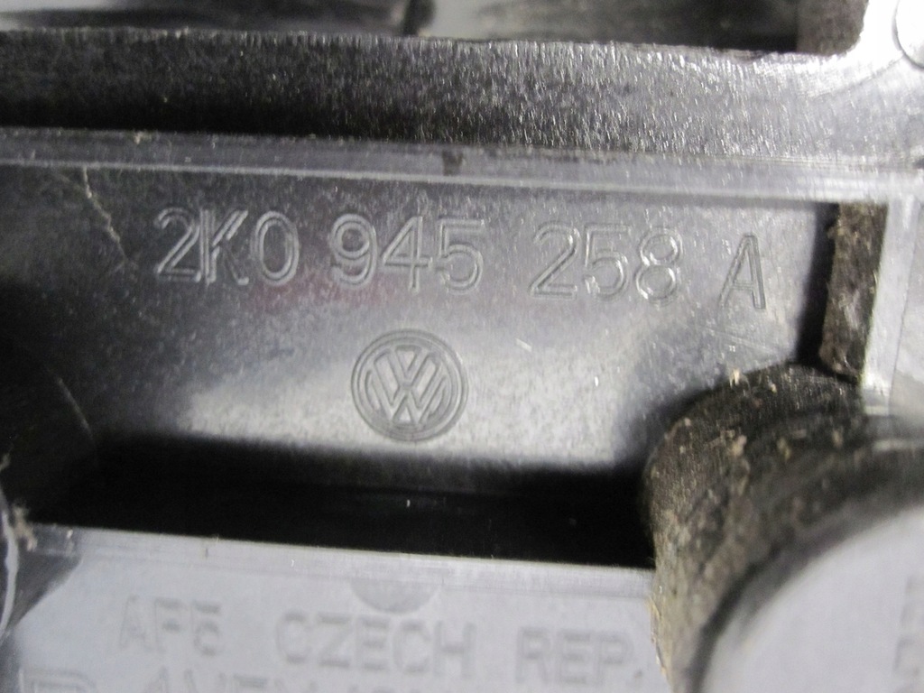 Volkswagen Caddy III 08R Λάμπα δεξιά πίσω 2K0945258A Product image
