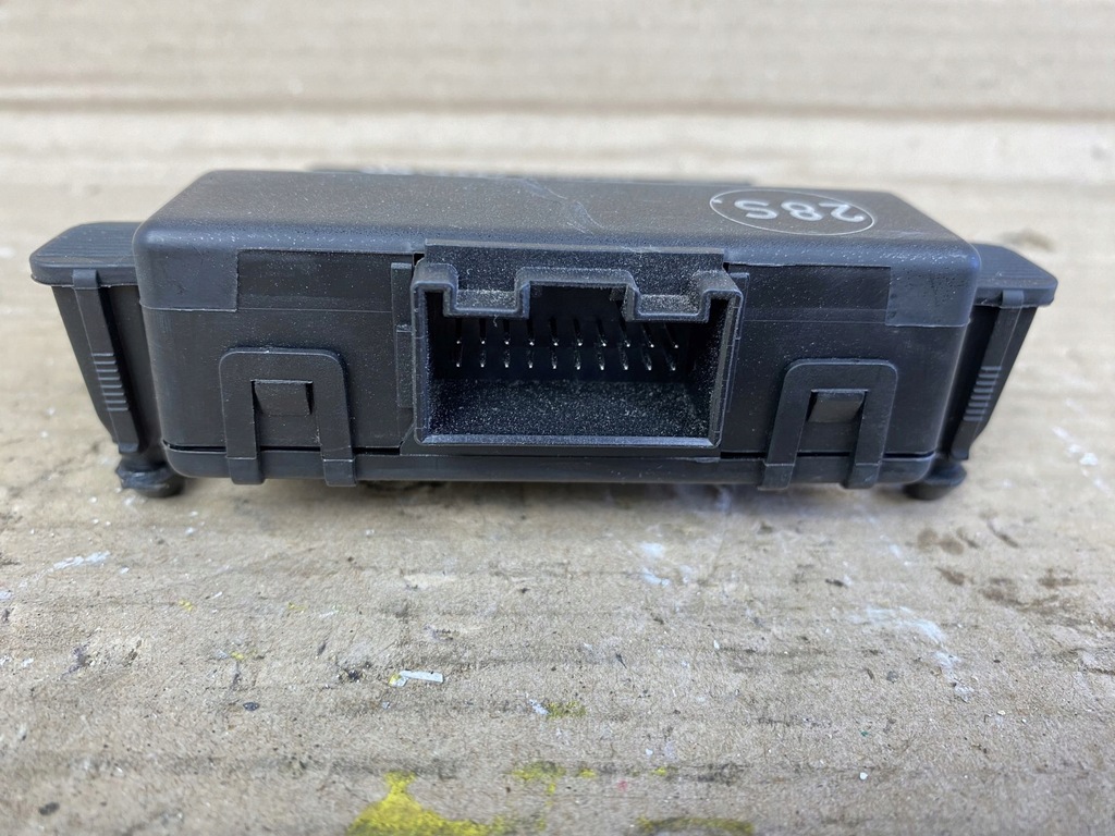 VW VOLKSWAGEN AUDI SKODA SEAT - CONTROLER GATEWAY MODULE / 1K0907530F Product image