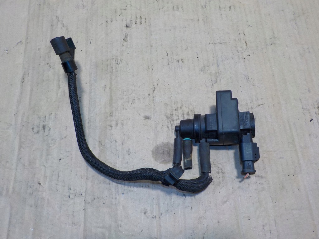 CITROEN DS4 ''1.6THP 200'' 200KM 2011 VACUUM VALVE V7599573 80 Product image