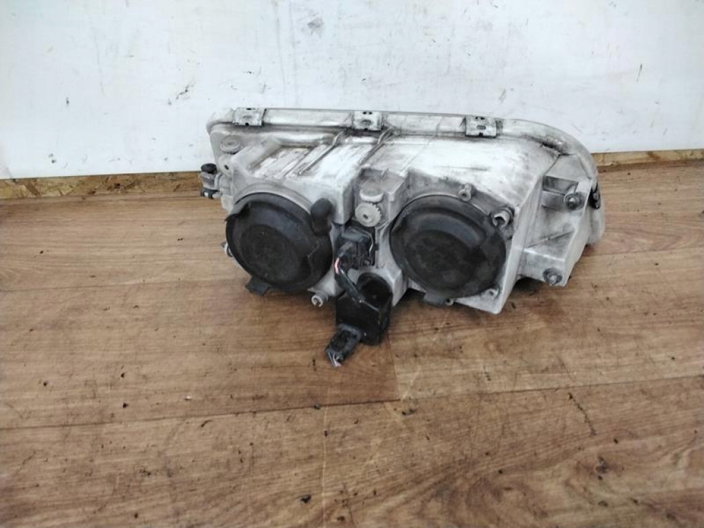 VOLVO V40 S40 LIFT ΜΠΡΟΣΤΙΝΟ ΦΩΤΙΣΤΙΚΟ ΑΡΙΣΤΕΡΑ Product image