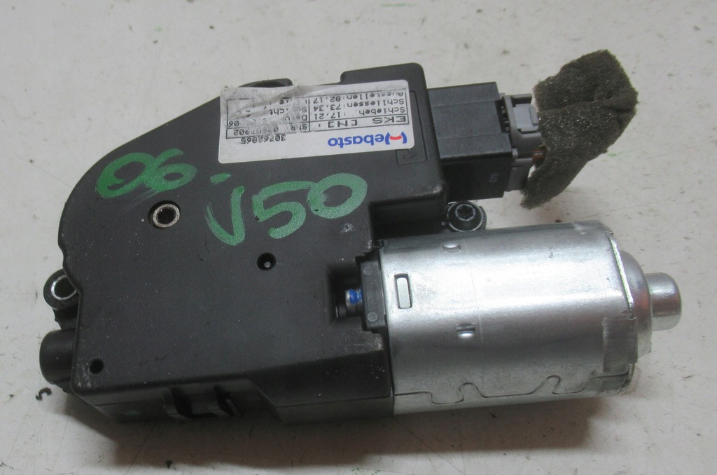 VOLVO V50 2.4 D 06R COMBI SUNROOF MOTOR 4N51-F53508AD Product image