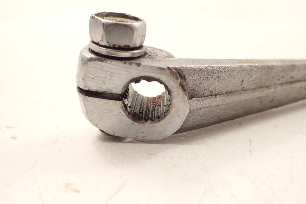 Suzuki GSX 1100 E 80-82 Μοχλός ταχυτήτων Product image