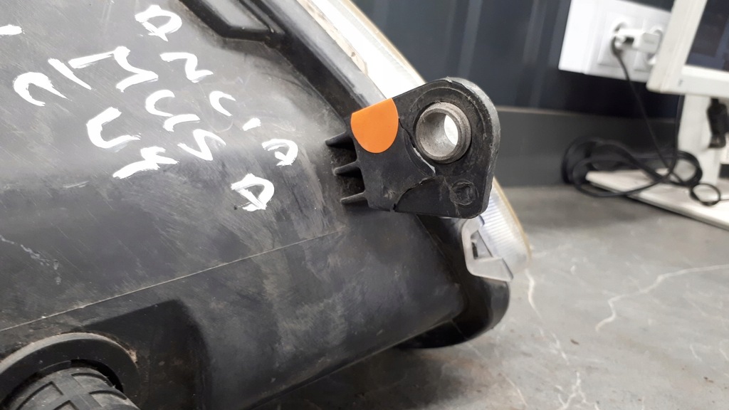 Αριστερά προβολέας Lancia musa hella Product image