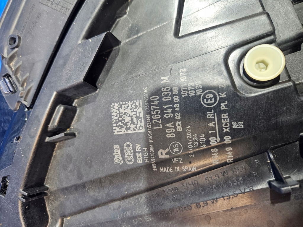 Δεξιά μπροστινό δίκαιο μπροστά δεξιά Audi Q4 E-Tron 89A941036M Product image