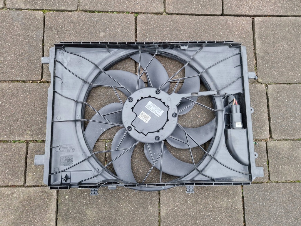 C-Class W204 Άλλες κατοικίες με 600W A204906802 A2045400788 2016 Product image