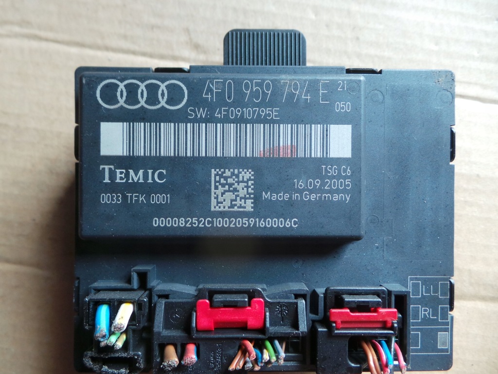 Μονάδα πίσω δεξιάς πόρτας Audi A6 C6 4F0959794E Product image