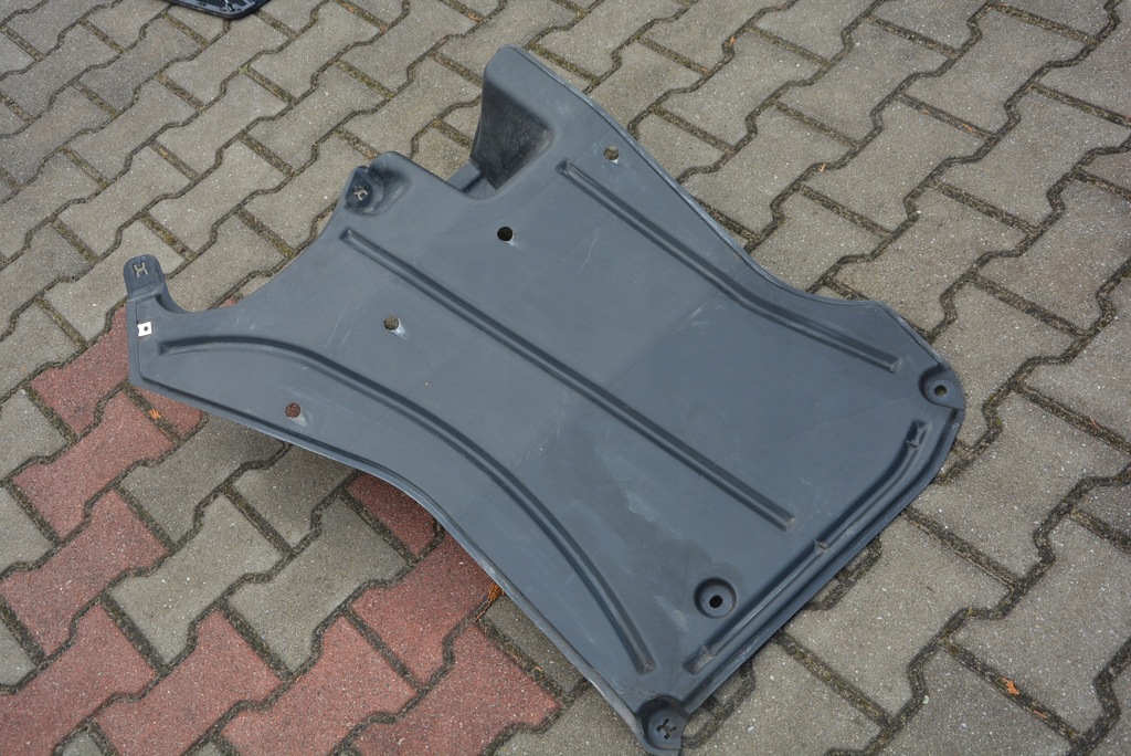 ΚΑΛΥΜΜΑ ΣΑΣΗΣ ΑΡΙΣΤΕΡΟ AUDI A6 C7 ESTATE 4G0825219C Product image