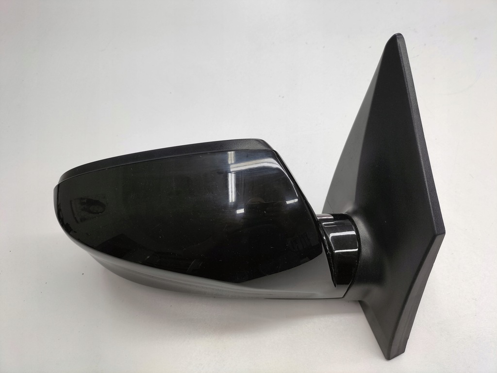 ΔΕΞΙΟΣ ΚΑΘΡΕΠΤΗΣ HYUNDAI IX35 Product image