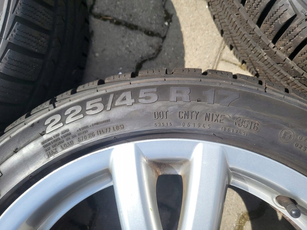 ΖΑΝΤΕΣ MERCEDES C w204 GLK ΣΕ ΧΕΙΜΕΡΙΝΑ ΕΛΑΣΤΙΚΑ ΣΑΝ ΚΑΙΝΟΥΡΓΙΑ Product image