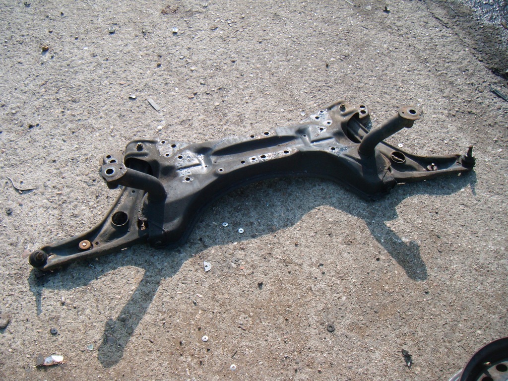 TOYOTA YARIS I 1 99-06 1.4 D4D WÓZEK SANKI BELKA SILNIKA KOŁYSKA Product image