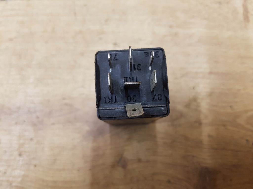Relay 318 Audi A6 C4 Product image
