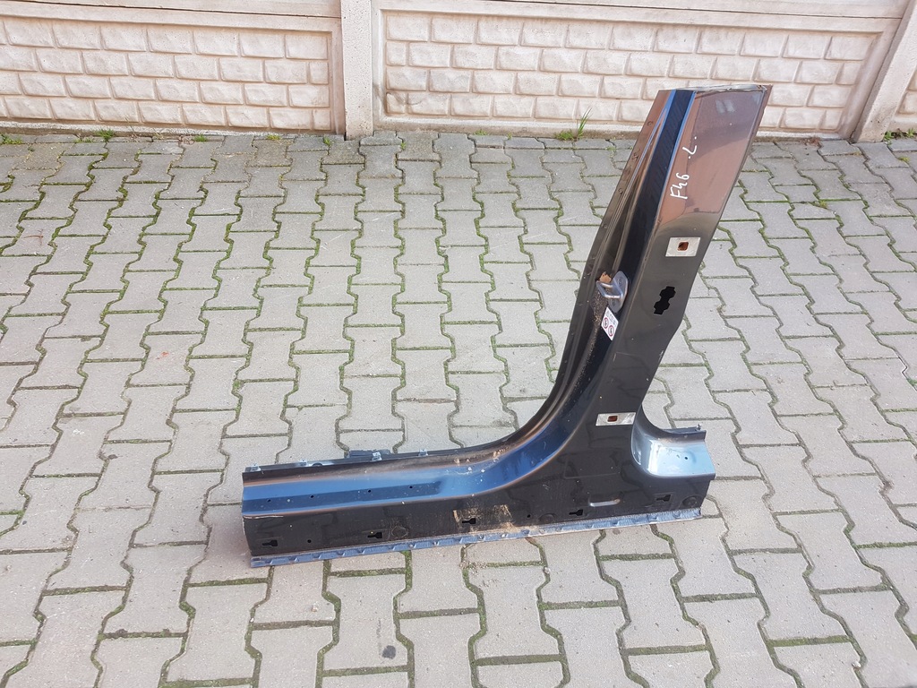 BMW 2 F45 Active Tourer Sill, αριστερή θέση, 17 ετών. Product image