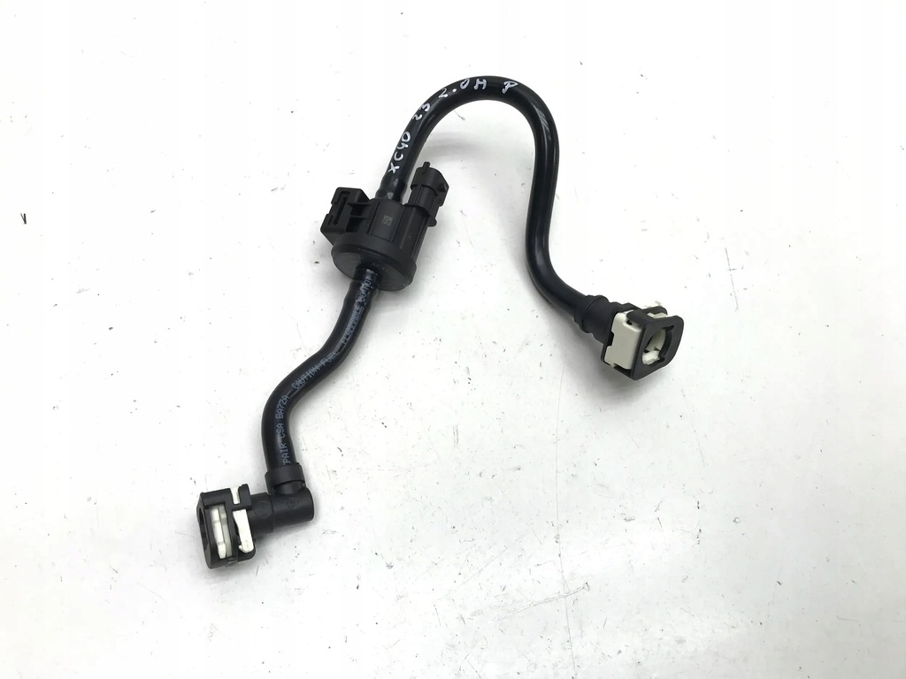 VOLVO XC 40 XC40 2023 2.0 HYBRID HOSE PIPE FUEL PIPE VALVE 32363309 Product image