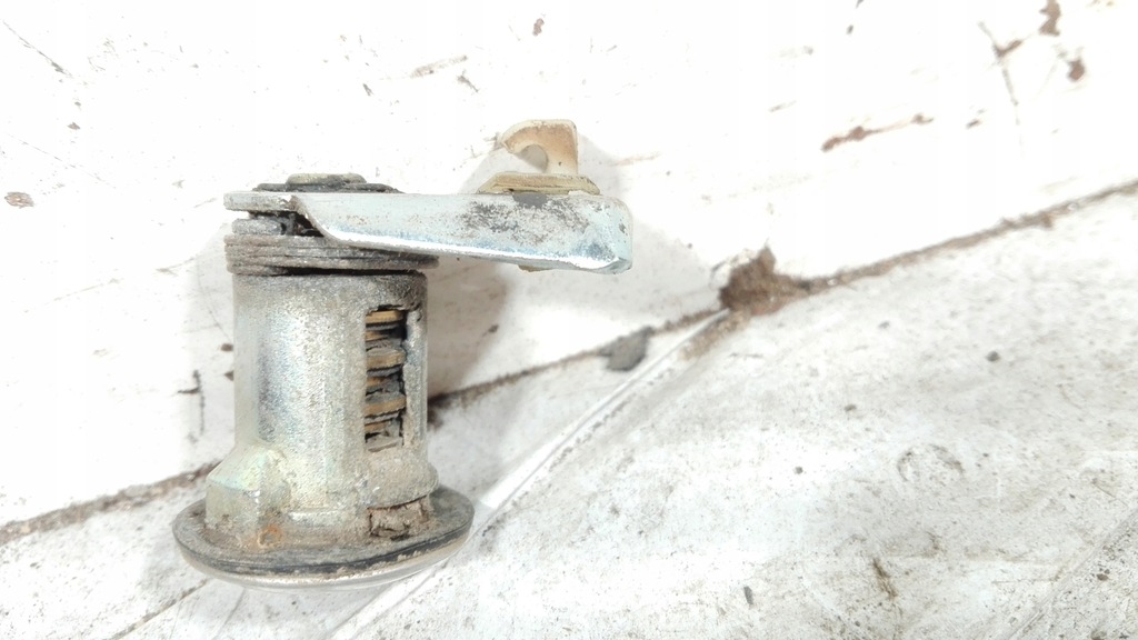 ΚΛΕΙΔΩΜΑ ΚΡΥΣΗΣ INSERT NISSAN SUNNY N13 HB Product image