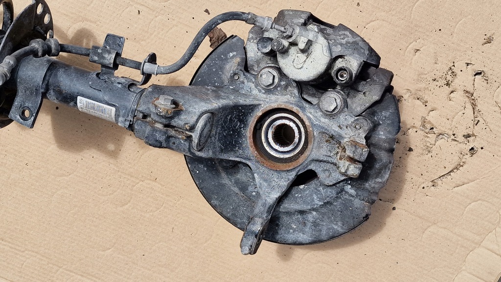 FORD FOCUS MK3 III LIFT 1.0 ECOBOOST MCPHERSON KNUCKLE ΑΡΙΣΤΕΡΟ ΜΠΡΟΣΤΑ Product image