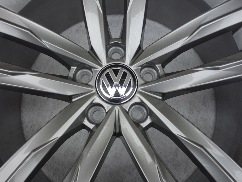 VW ARTEON PASSAT B8 LIFT TIGUAN 18' DARTFORD ΖΑΝΤΕΣ Product image