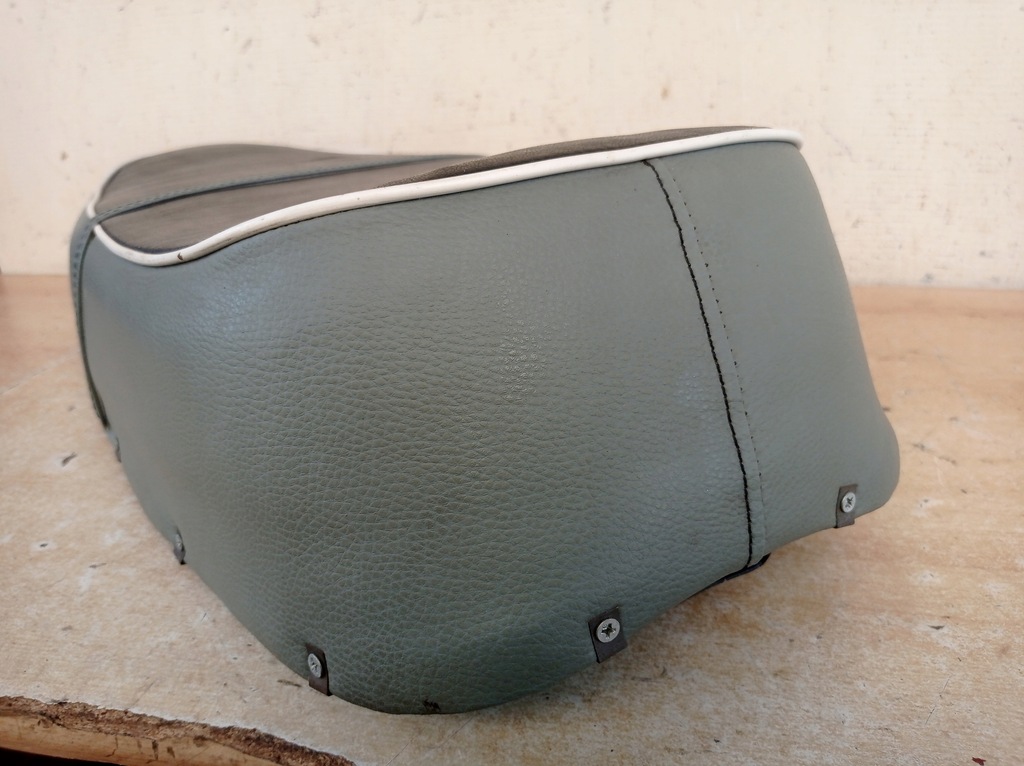 SHL M17 Gazelle - Μέρη - Seat + Trunk + .. Product image