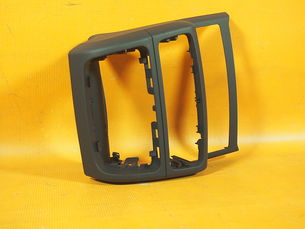 Audi A6 4G C7 LIFT 34KM Cover Tunnel End 4g0864376b Product image