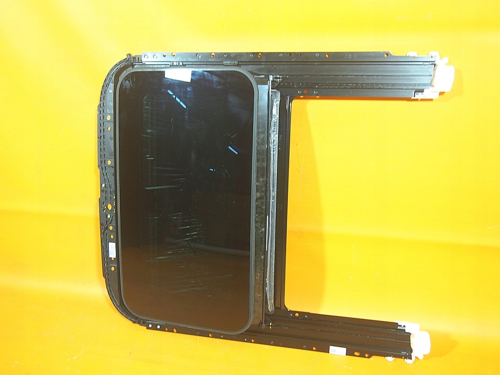 Audi A5 8T LIFT 50KM Sunroof Ρολό 8t8877041e Product image