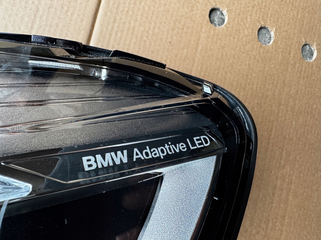 BMW F45 ΜΠΡΟΣΤΑ ΔΕΞΙΟ ΦΩΤΙΣΤΙΚΟ ΠΡΟΣΑΡΜΟΓΙΚΟ LED ΟΛΟΚΛΗΡΩΜΕΝΟ ΠΡΩΤΟΤΥΠΟ BMW F46 ΚΑΙΝΟΥΡΓΙΟ Product image