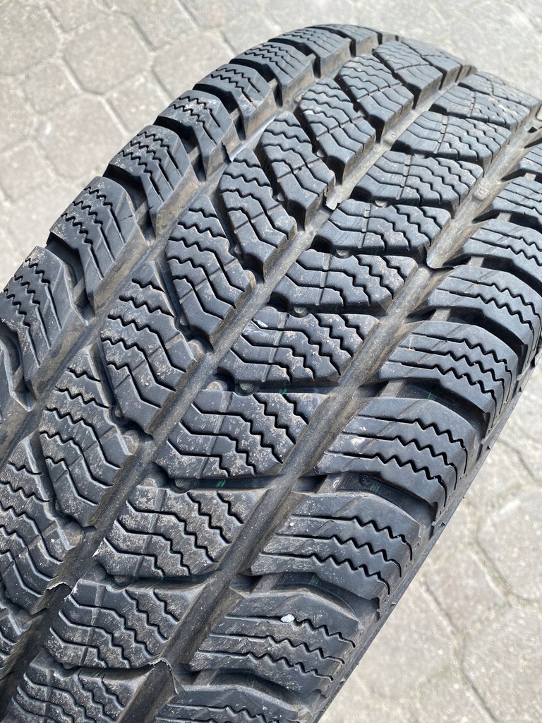 1τμχ SEMPERIT Van-Grip 3 215/65/15 C 104/102T 2023 10,1 χλστ Product image