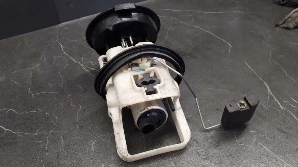 1183845 BMW E46 2.0D 1999 100kw αντλία καυσίμου Product image