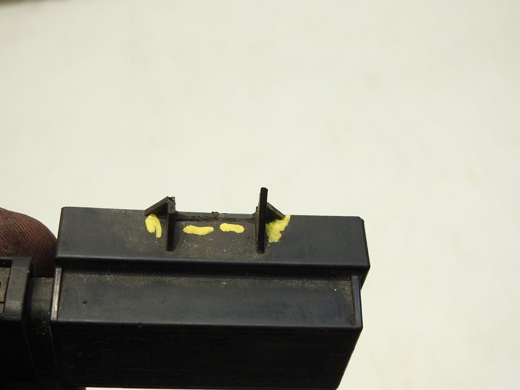ΑΙΣΘΗΤΗΡΑΣ ΠΙΕΣΗΣ ΕΛΑΣΤΙΚΩΝ JEEP COMPASS I 2.0 CRD 05033334AA Product image