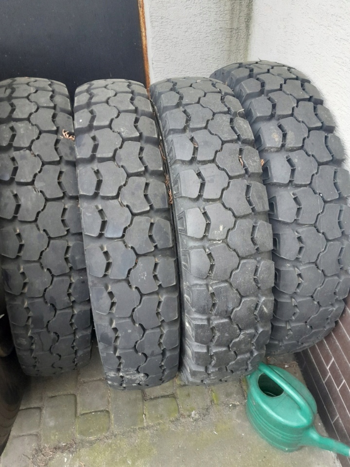 Ελαστικό 825x20 (825R20) Κάμα Product image