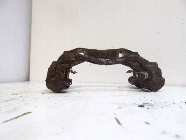 BERLINGO PARTNER I LIFT 02-08 YOKE CALIPER ΠΛΑΙΣΙΟ ΜΠΡΟΣΤΑ ΑΡΙΣΤΕΡΑ 1,4 8V KFW Product image
