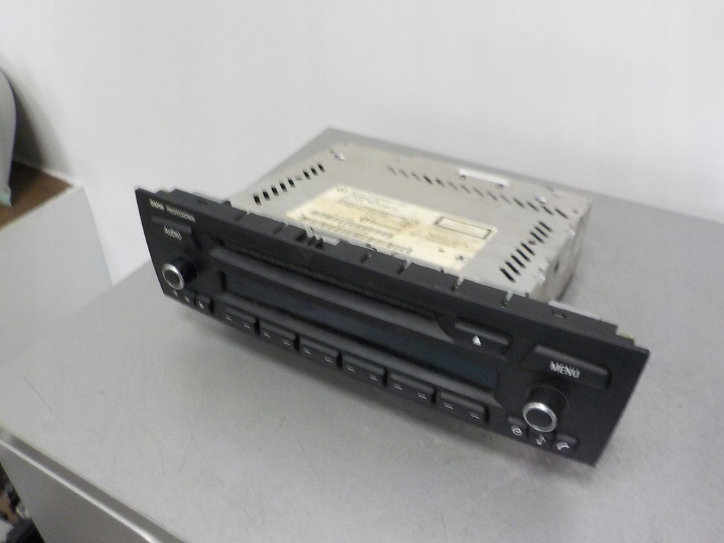 BMW E87 E90 FACTORY RADIO PROFESSIONAL BLUETOOTH 9243922 Product image