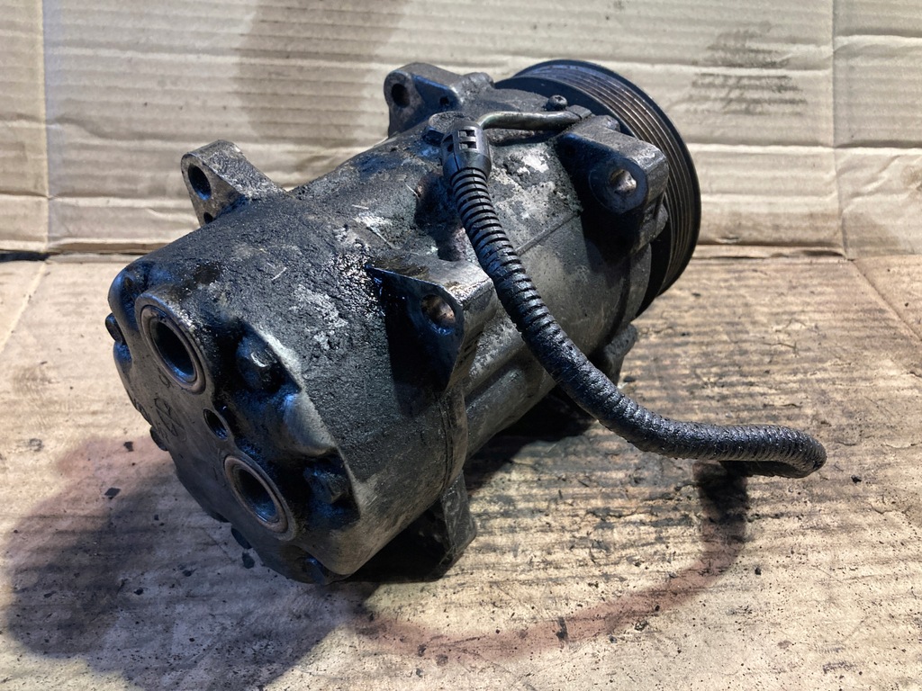 ΣΥΜΠΙΕΣΤΗΣ ΚΛΙΜΑΤΙΣΜΟΥ PEUGEOT CITROEN 2.0 HDI 1227F SD7V16 Product image