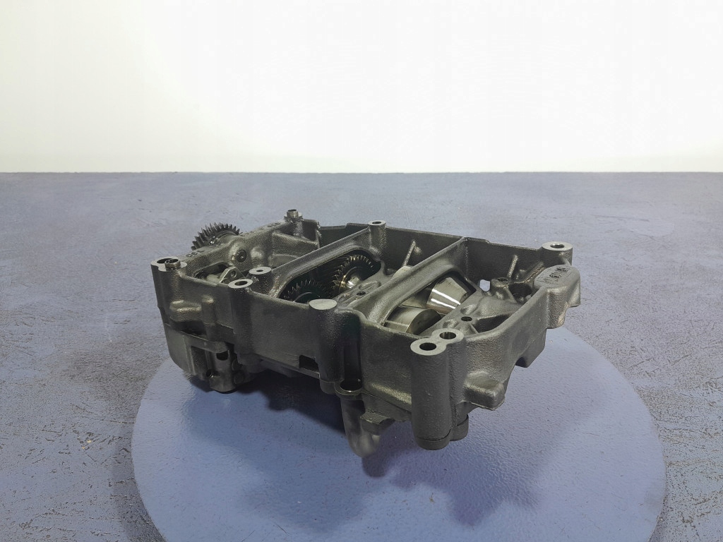 AUDI A6 C7 2.0 TDI 177 HP CGLC OIL PUMP 03L103537 Product image