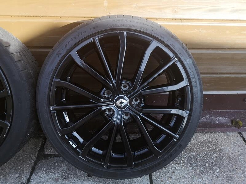 ΖΑΝΤΕΣ ΑΛΟΥΜΙΝΙΟΥ ΣΕΤ 18" RENAULT CLIO IV MEGANE IV RS Product image