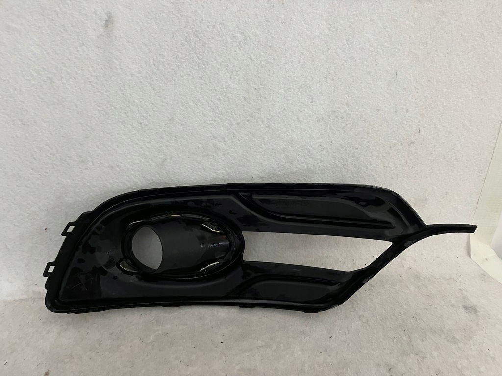 RENAULT MEGANE III μάσκα προφυλακτήρα ΔΕΞΙΑ 261A24631R 261A25882R Product image