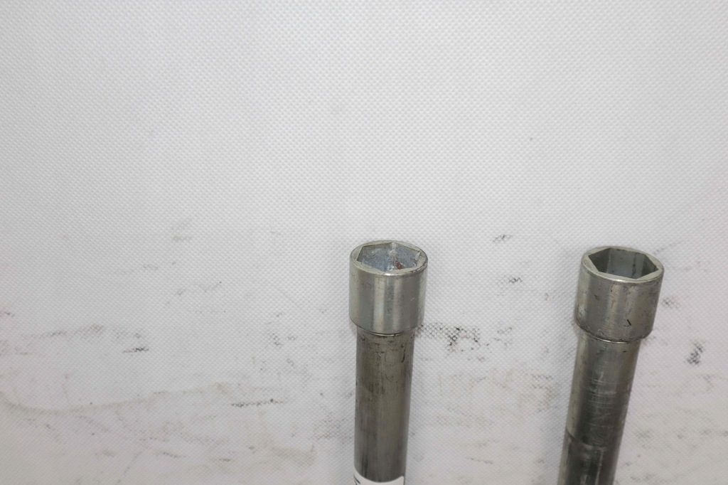 HONDA CBR 900 RR 929 SC44 954 SC50 Axle Swingarm Axle Πίσω Τροχοί Product image