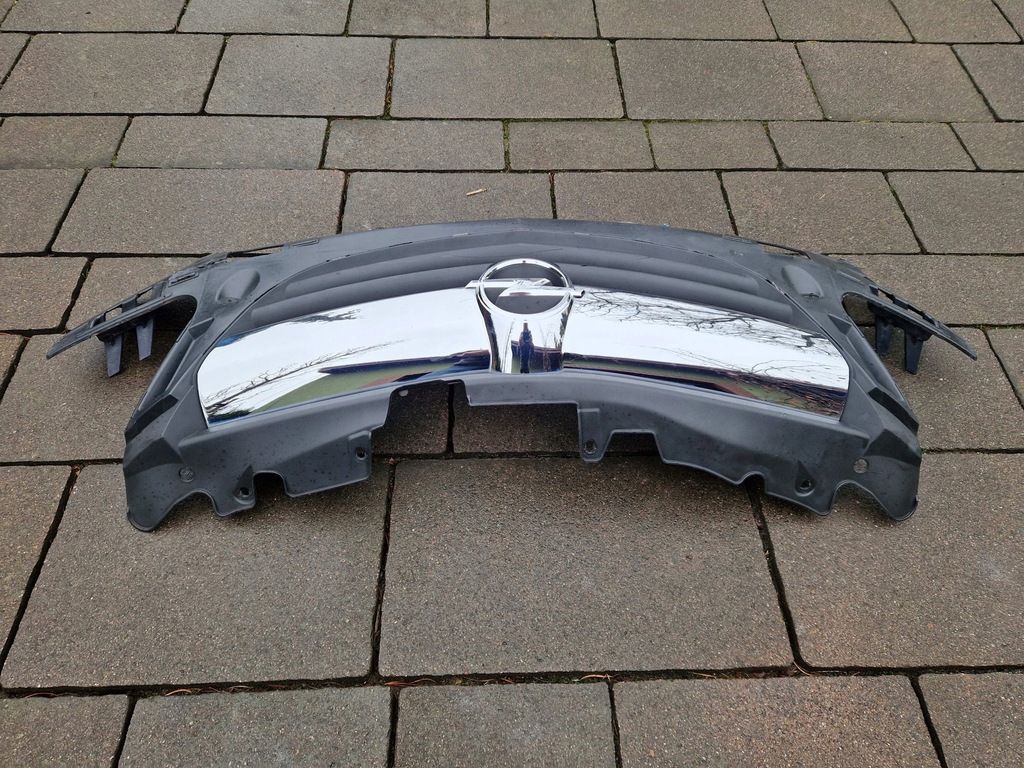 Opel Corsa D Πριν ανυψώσει το μπροστινό προφυλακτήρα Dummy Chrome 13179940 06-2011 Product image