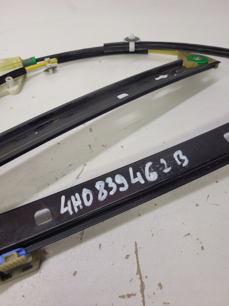 MECHANIZM SZYBY PRAWY PRZÓD AUDI A8 D4 4H0837462B Product image