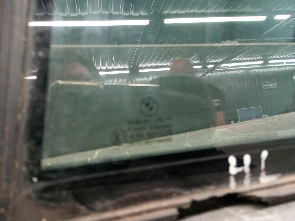 Τρίγωνο παραθύρου πόρτας αριστερά πίσω BMW E38 94-01R Product image