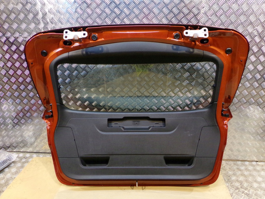 BMW 2 F45 ΚΑΠΑΚΙ ΜΕ ΧΡΩΜΑ Product image