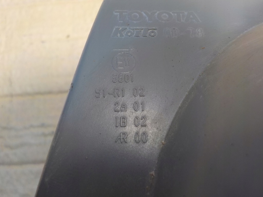 ΠΙΣΩ ΔΕΞΙ ΦΩΤΟ TOYOTA YARIS III 2013R D4D Product image