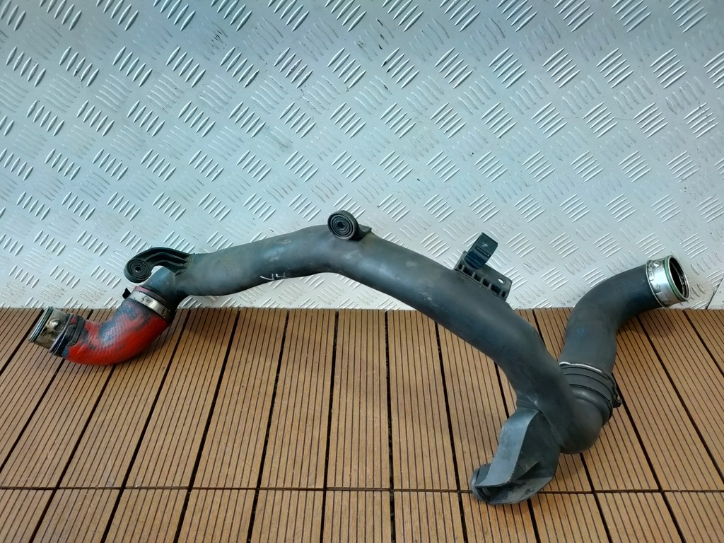 VW Passat B6 05-10 2.0 TDI Pipe Pipe 3C0145840C OE Product image