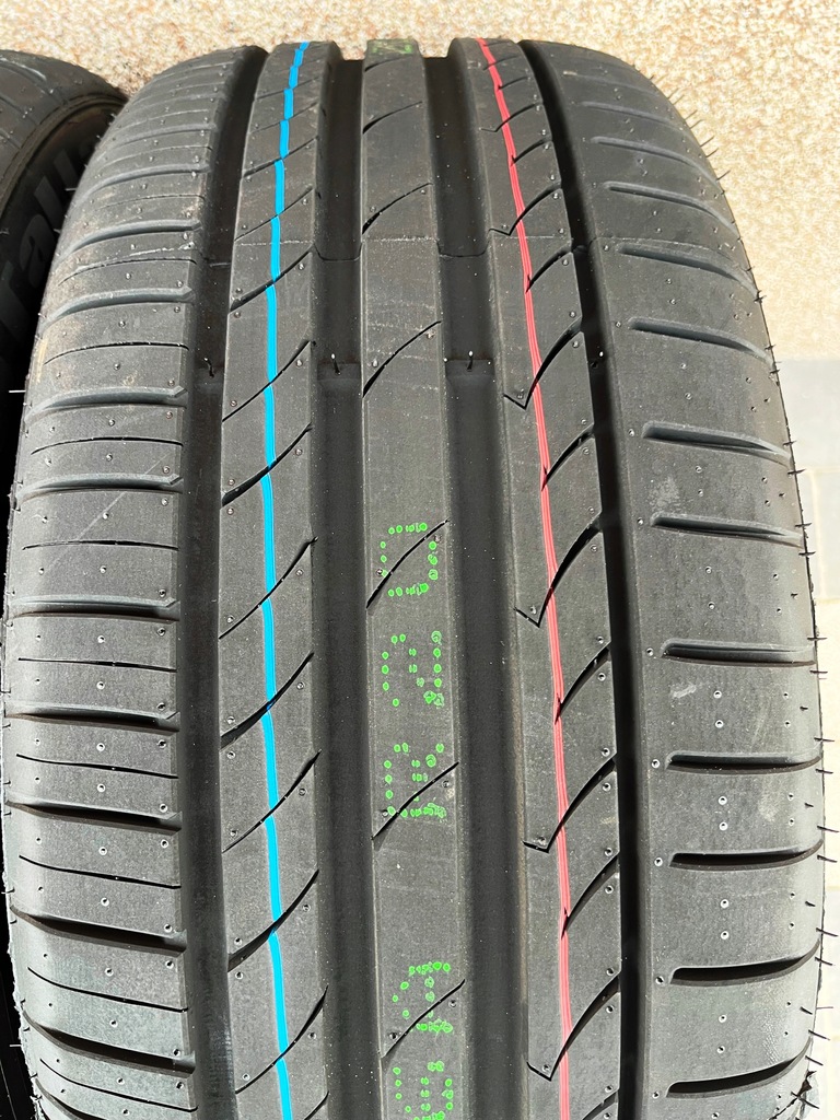 SKODA SUPERB III SUMMER WHEELS 235/40R19 AEZ NEW Product image