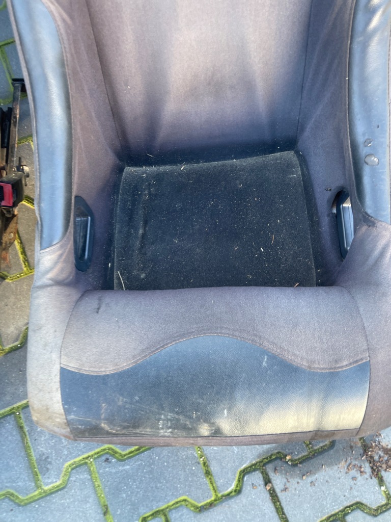 UNIVERSAL ΠΡΟΣΑΡΜΟΖΟΜΕΝΟ ΣΠΟΡ ΚΑΘΙΣΜΑ BUCKET Product image