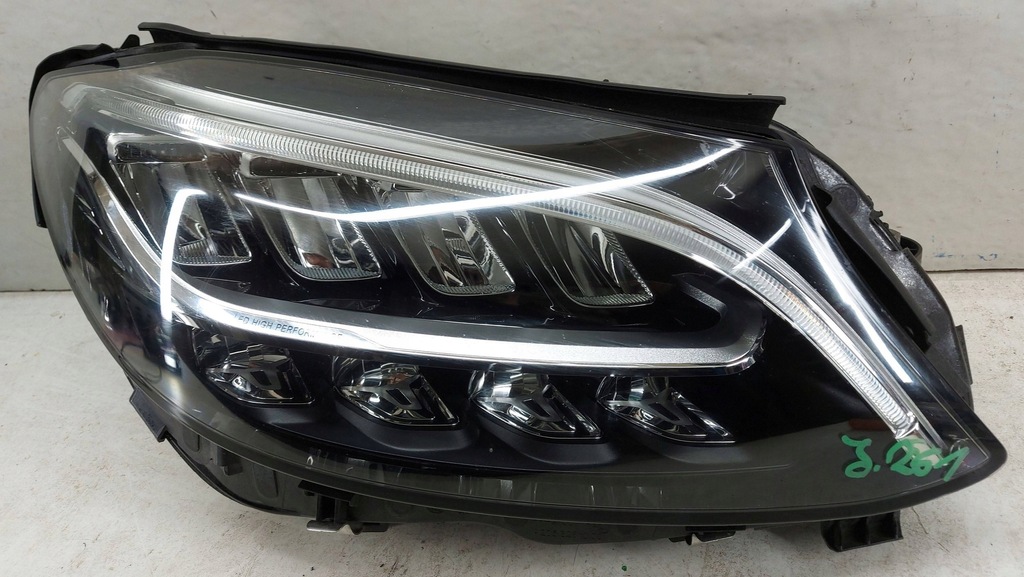 Mercedes-Benz C Class 205 W205 Ανυψώστε το δεξί μπροστινό φανό προβολέα Product image