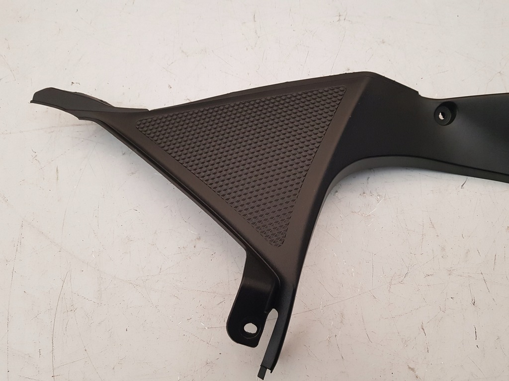 Αίθουσα πλήρωσης δεξιού αριστερού μπολ Yamaha Yzf 125 R 2008-2018 κάλυμμα 08- Product image