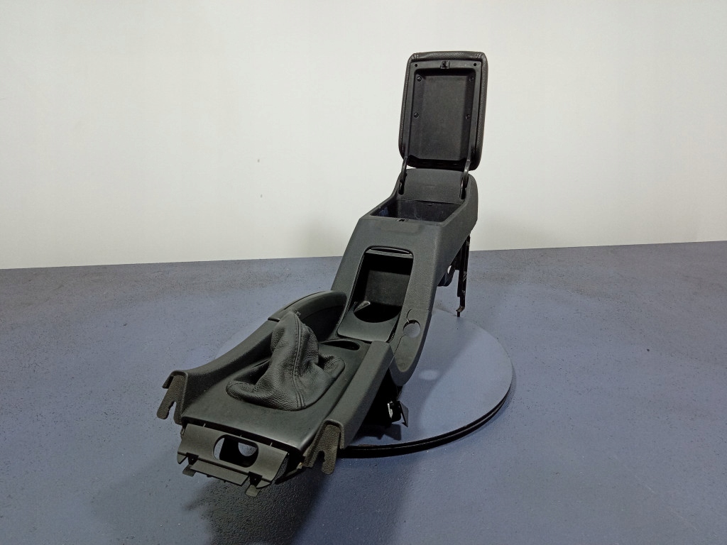 SAAB 9-3 II CENTER TUNNEL ARRMREST 12790310 Product image