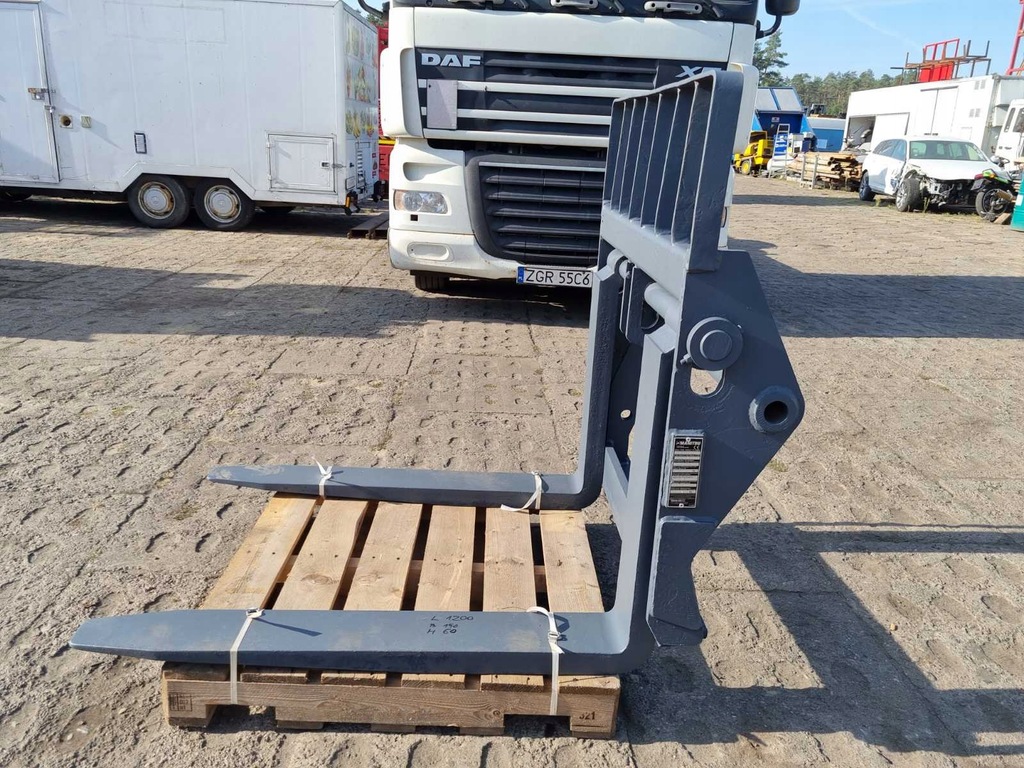 ΚΑΡΑΤΙ ΜΕ ΠΙΡΟΥΝΙΑ ΑΝΑΚΡΙΝΩΣΗΣ PFB 5 τόνων * MANITOU * MERLO * εισαγωγή Γερμανίας Product image