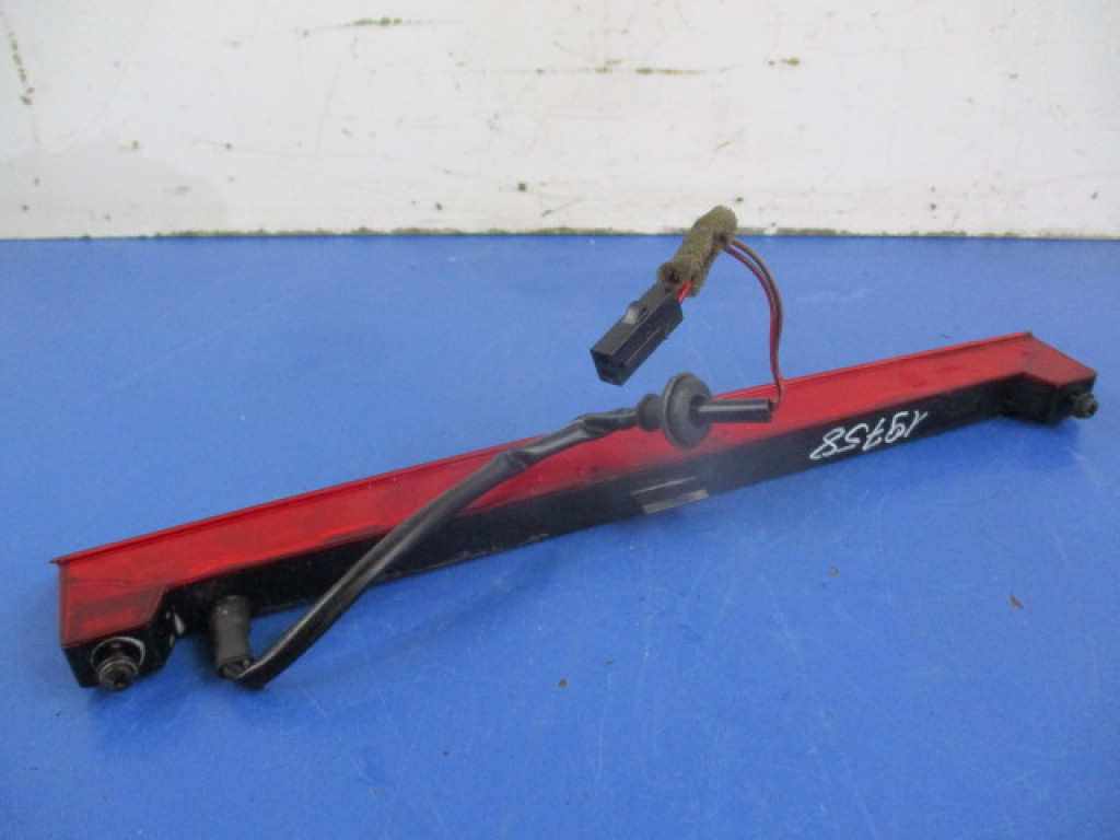 SEAT IBIZA III 6L ΤΡΙΤΟ ΛΑΜΠΑ ΦΑΝΙ ΦΡΕΝΟΥ FLAP 6L6945097E Product image